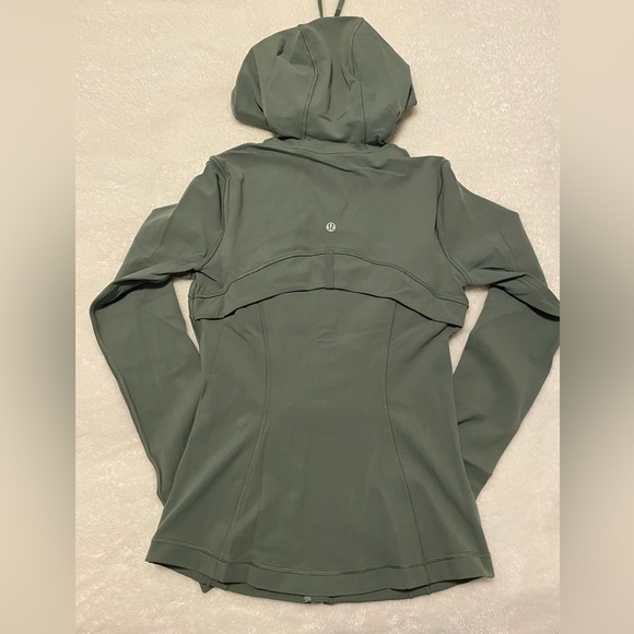 BRAND NEW Lululemon Define Hooded Jacket
Nulu - Picture 10 of 11
